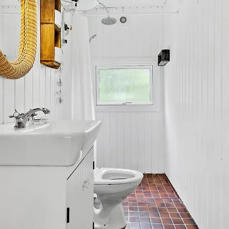2 Bedroom In *